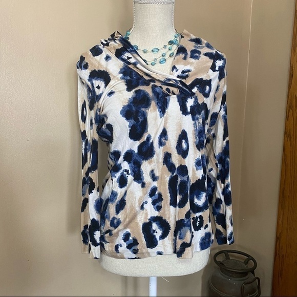 Tops - 𝅺ST John long sleeve shirt